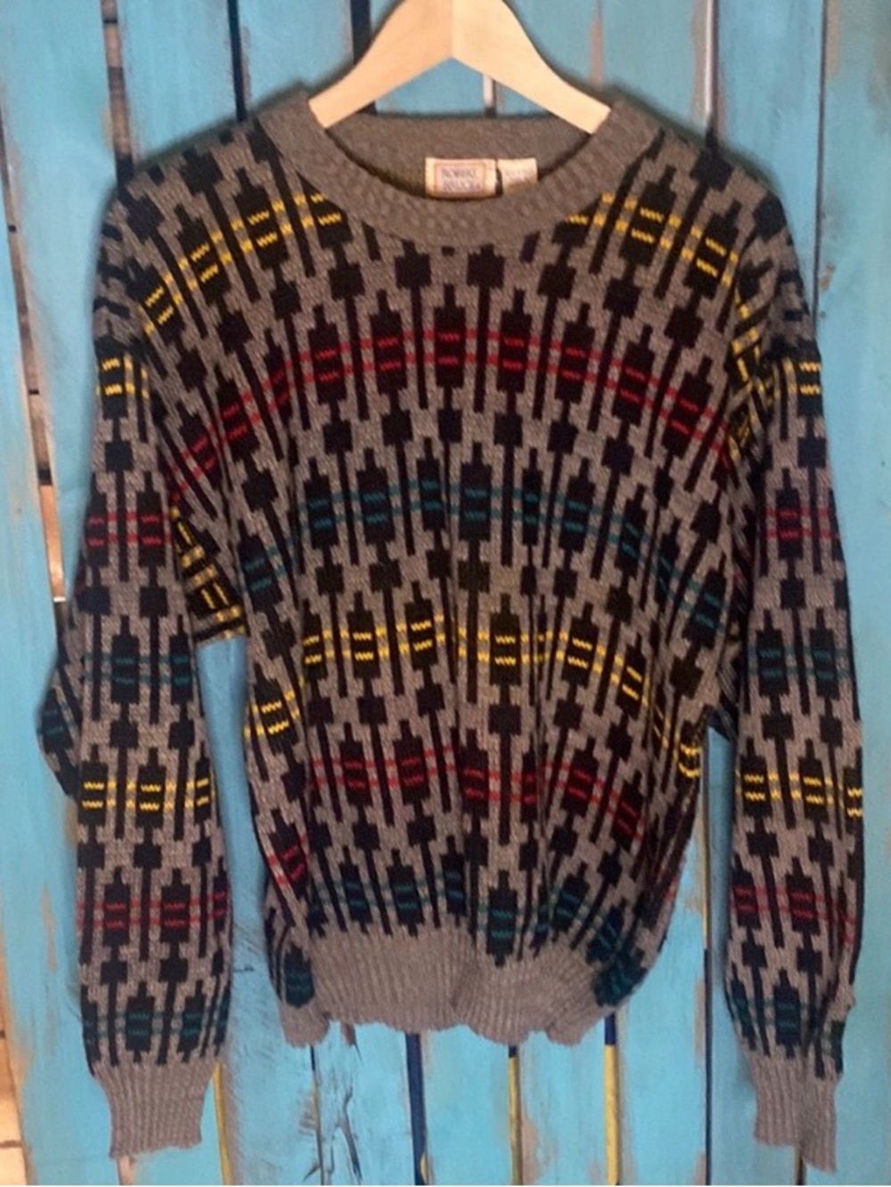 Robert Bruce acrylic crewneck sweater size large gray black yellow red turquoise